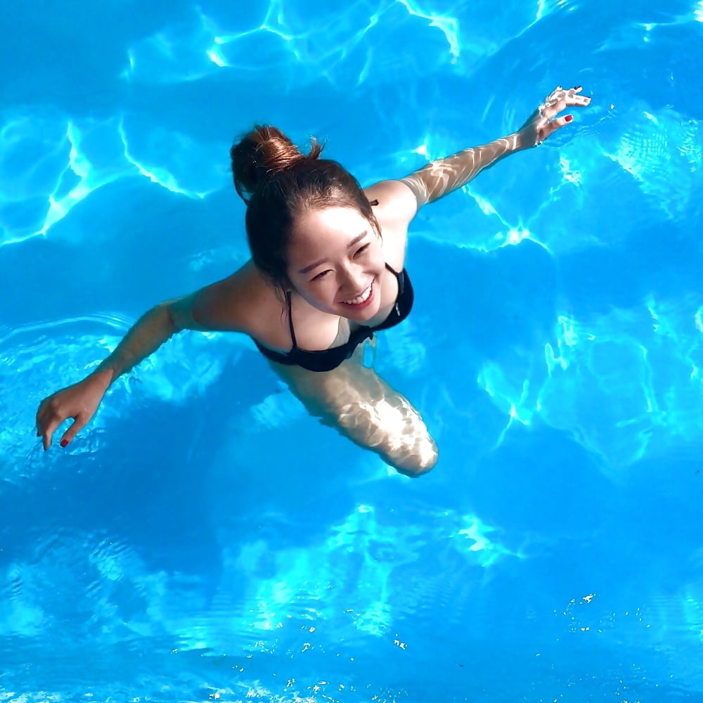 Chica asiática
 #103155491