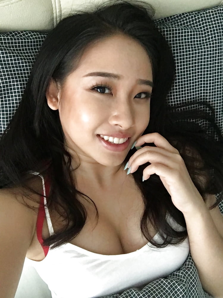 Chica asiática
 #103155496