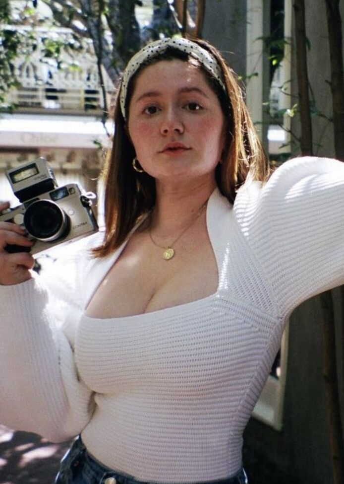 Emma Kenney nackt #109350601