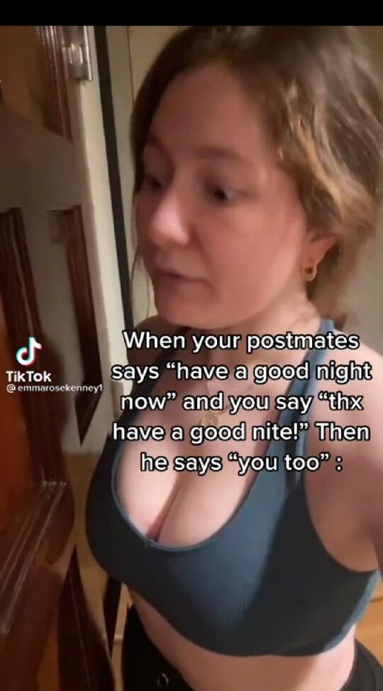 Emma Kenney nackt #109350605