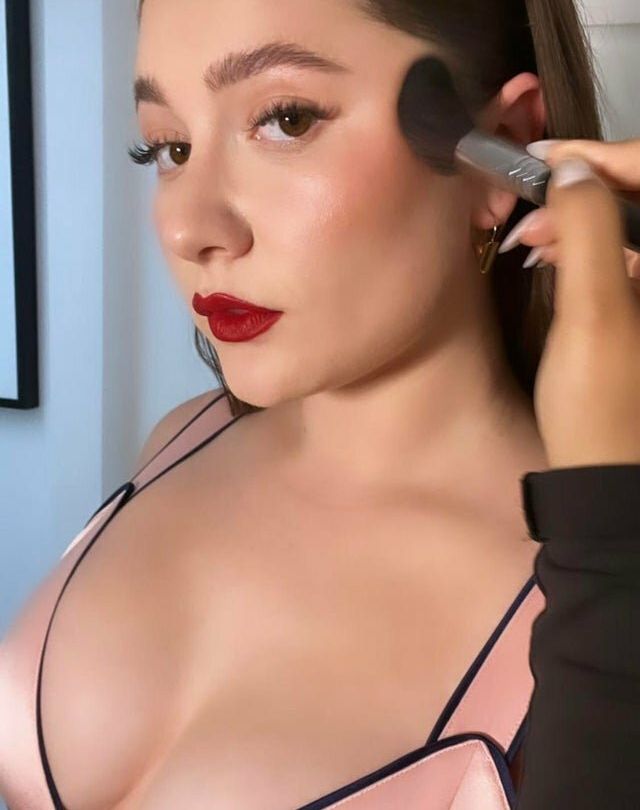 Emma Kenney nackt #109350650