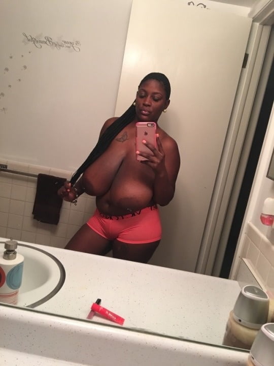 El comité de bigg tittiee una nueva década 3
 #103157649