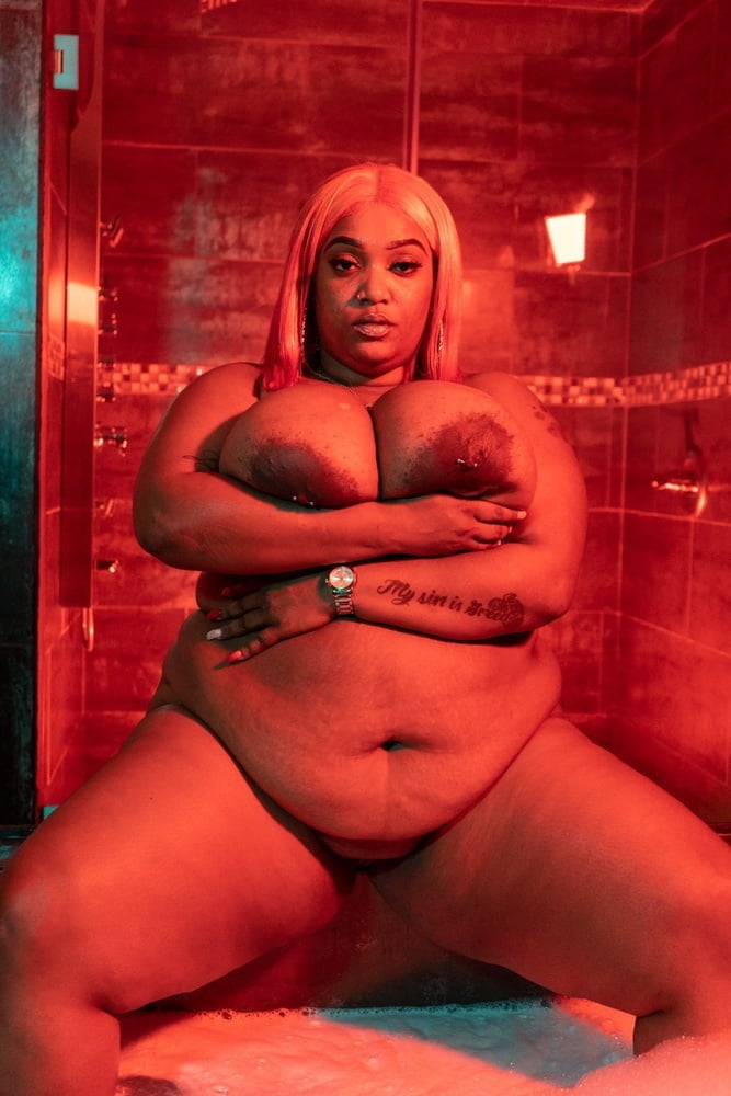 El comité de bigg tittiee una nueva década 3
 #103157680