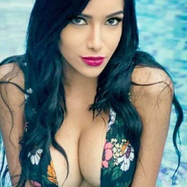 Garotas babes#5
 #94850930