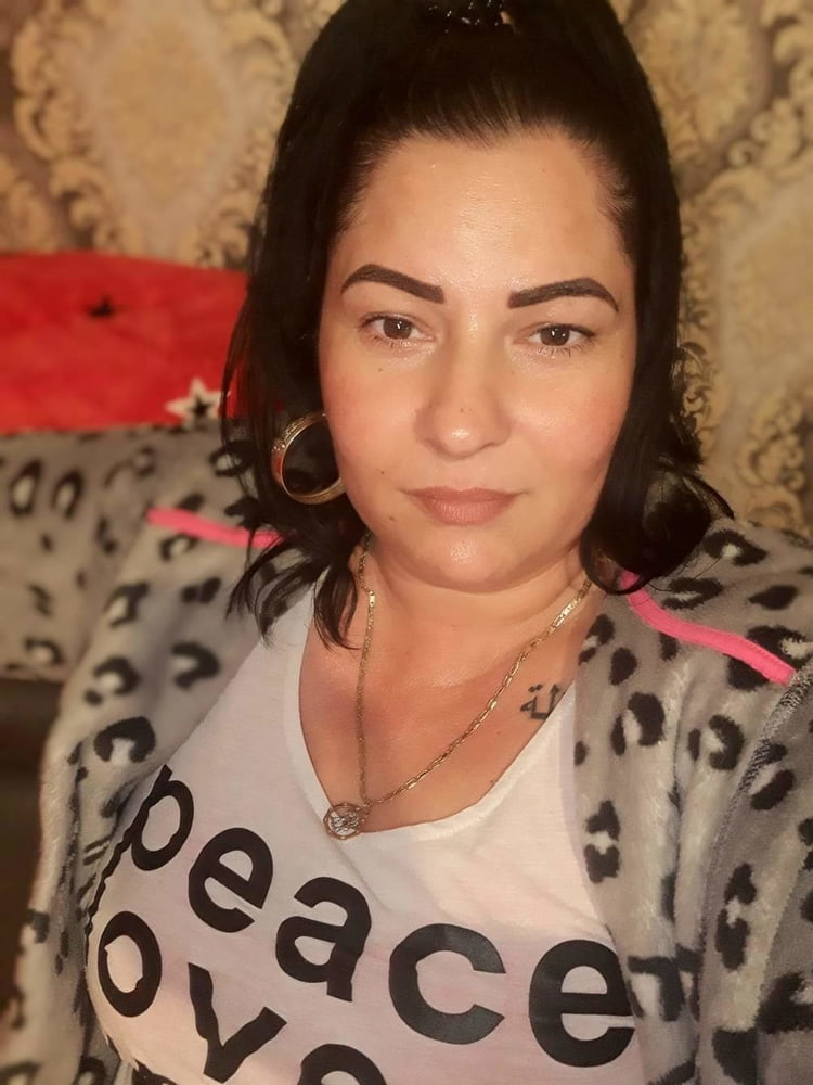 Luliana milf rumana
 #96998919