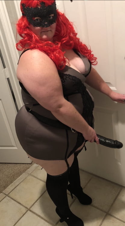 I want to get fucked by a bbw with a strap on-dildo! #105973864