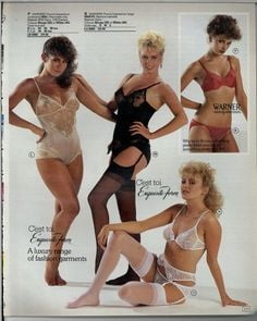 Catalogues de lingerie vintage, principalement des années 80
 #90292496