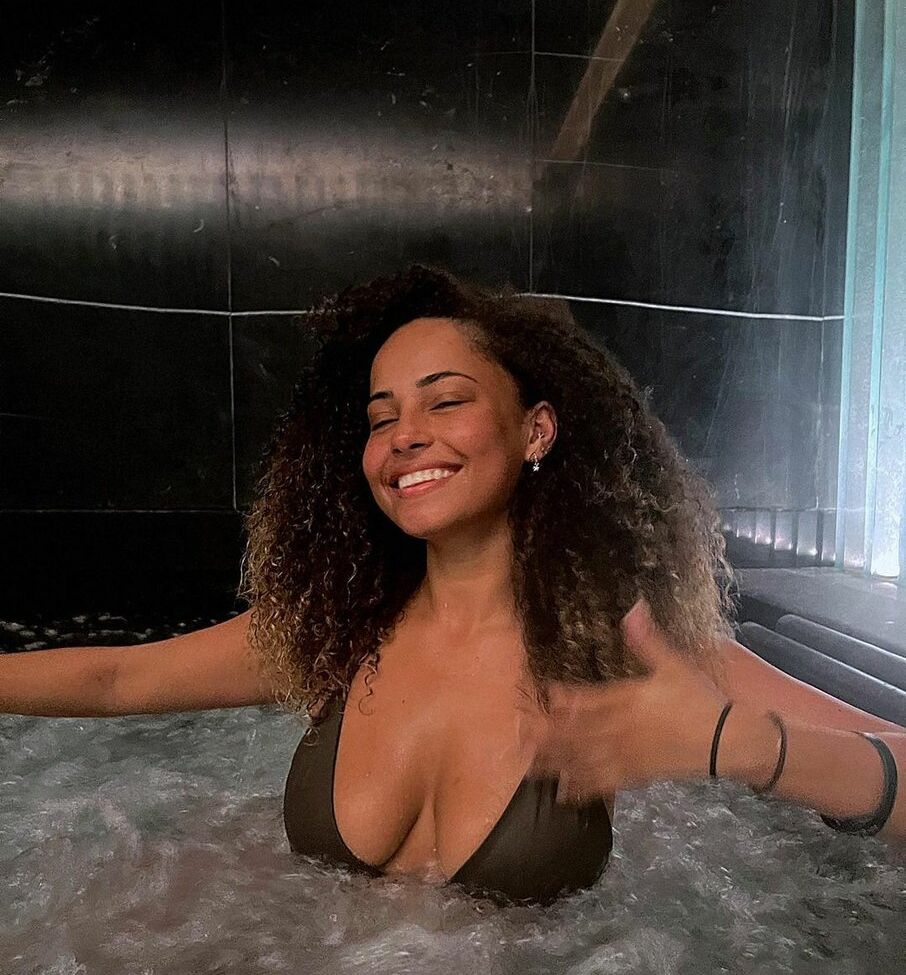 Amber Gill nue #108743083