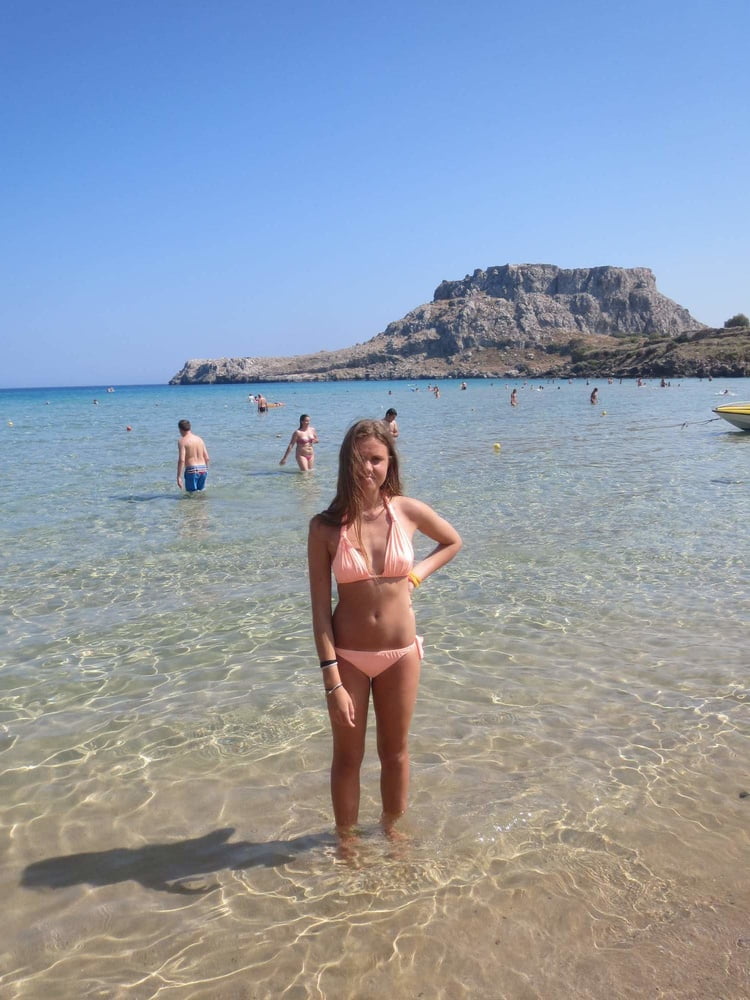 amateur on holiday #103976509