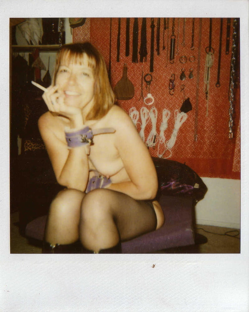 Vintage, retro rauchende Frauen
 #87465830