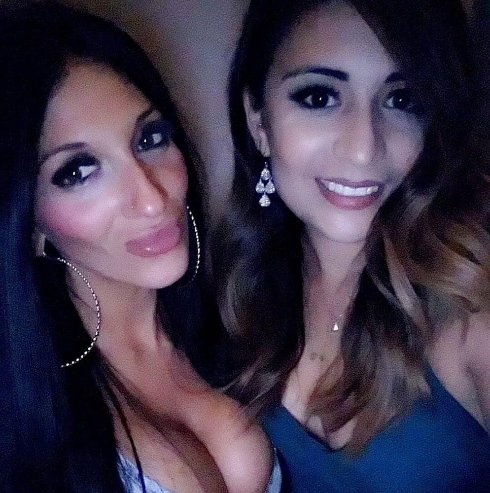 Chicago Hairstylist With Friends #106193044