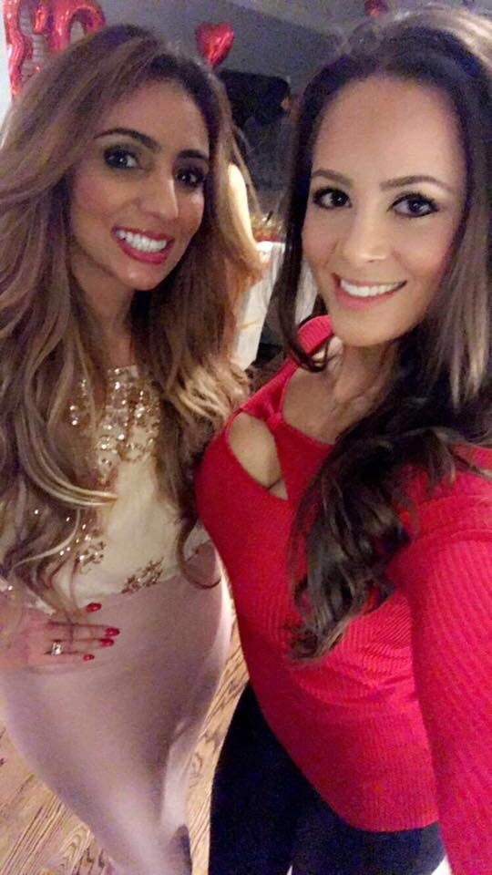 Chicago Hairstylist With Friends #106193090