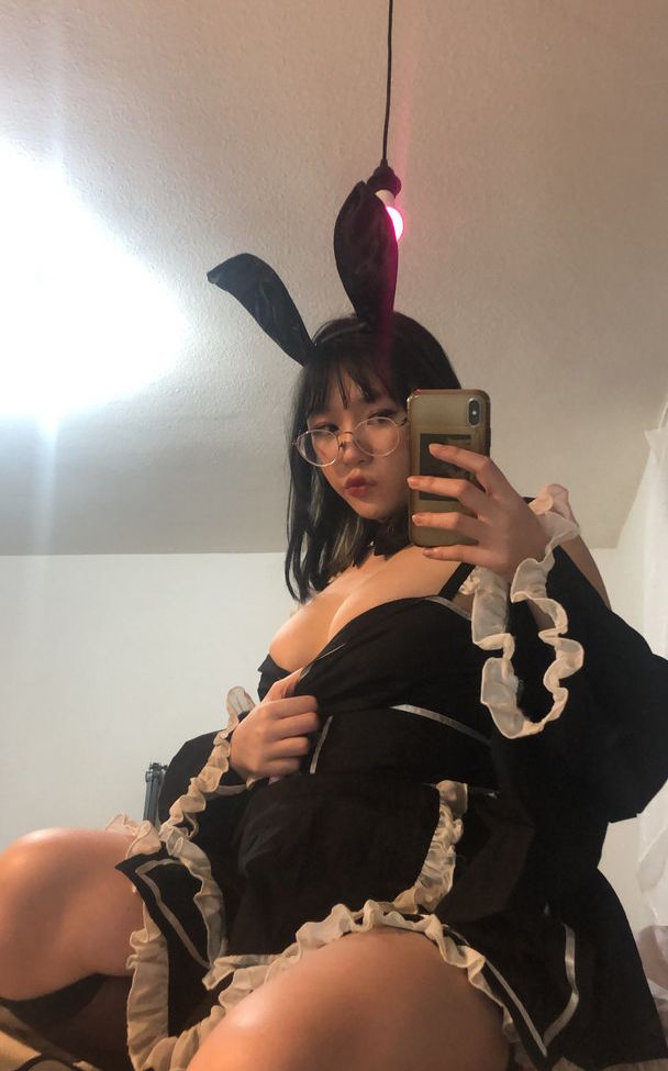 Anhxes nackt #108216583