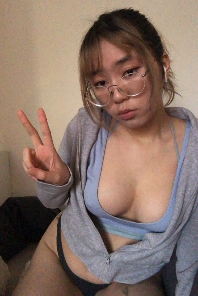 Anhxes nackt #108216588