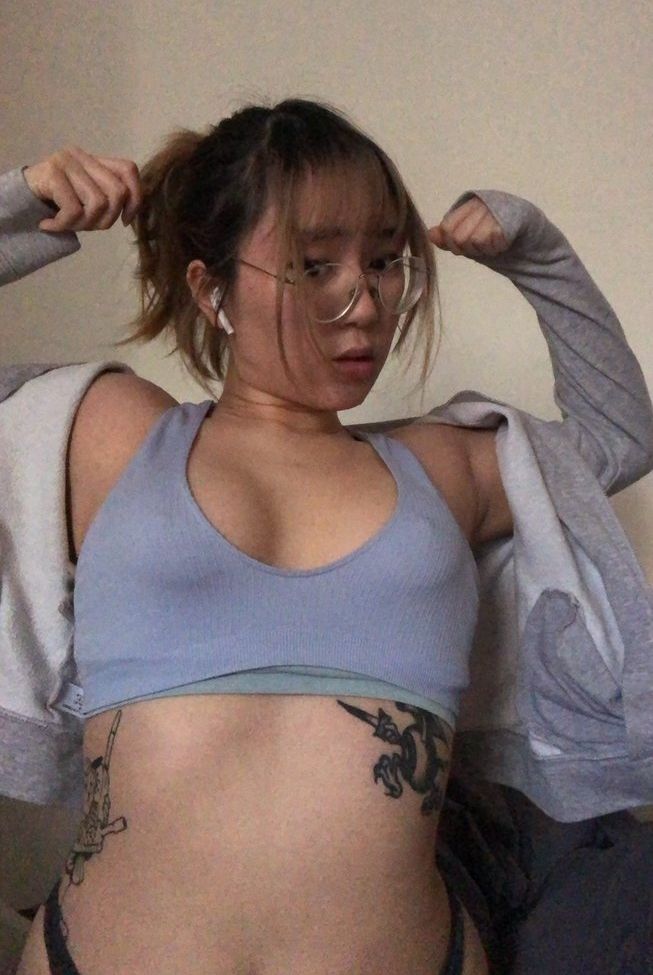 Anhxes nackt #108216599