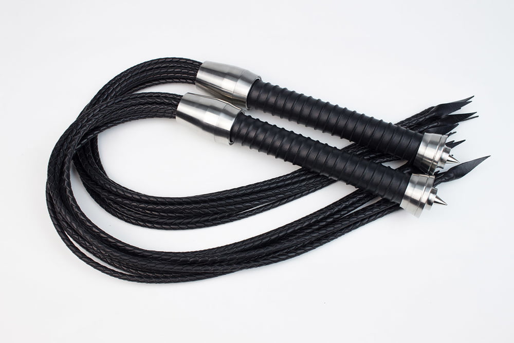 2 sat drago flogger
 #90116116