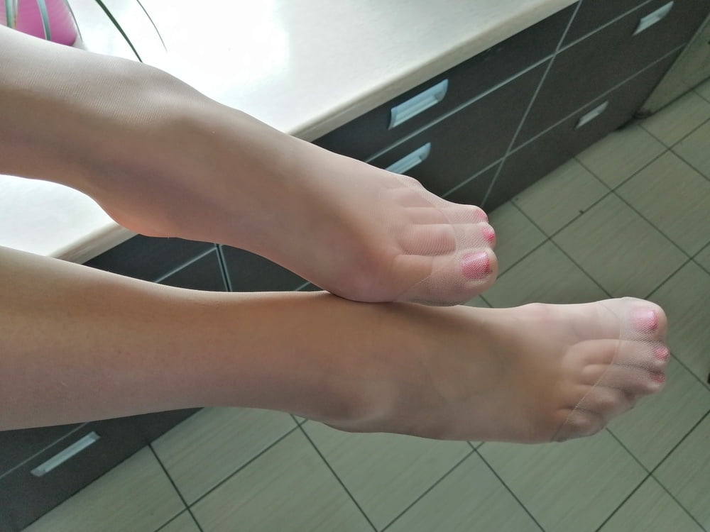 pantyhose feet #96485020