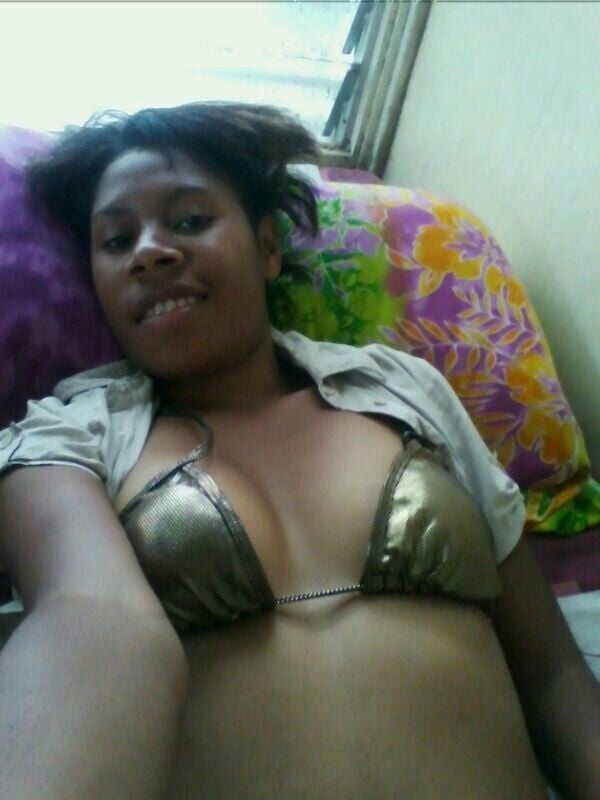 Nice Poser #81206388