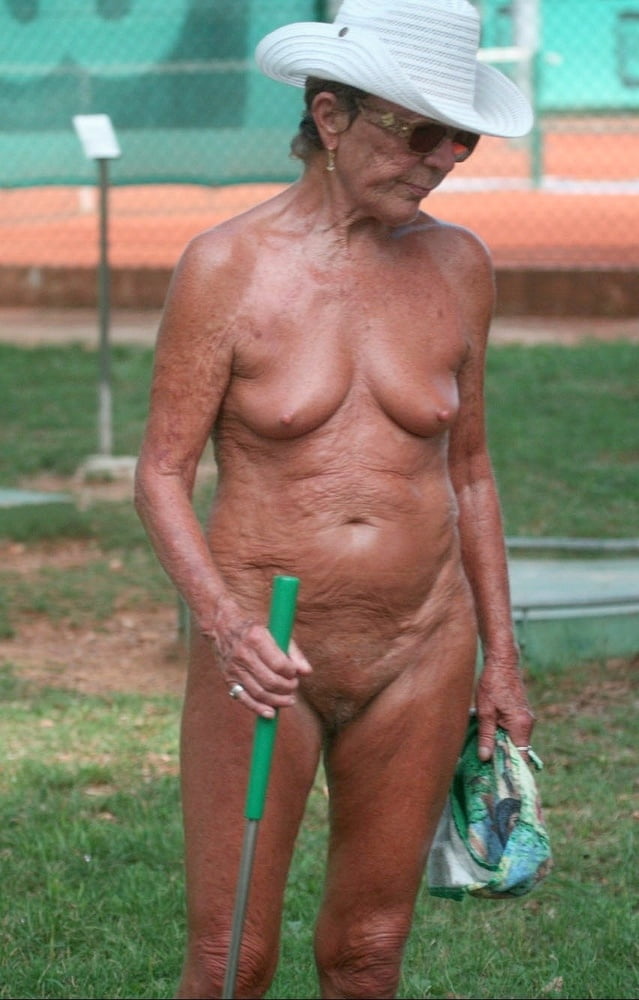 Maduras y abuelitas 431
 #97751707