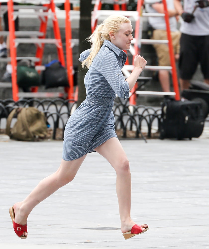 Dakota Fanning #103123179