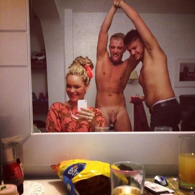 Random CFNM - 6-23-20 #92933735