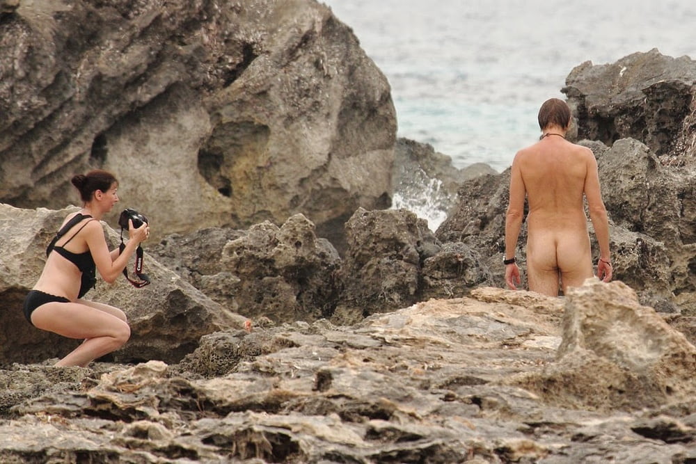 Random CFNM - 6-23-20 #92933738