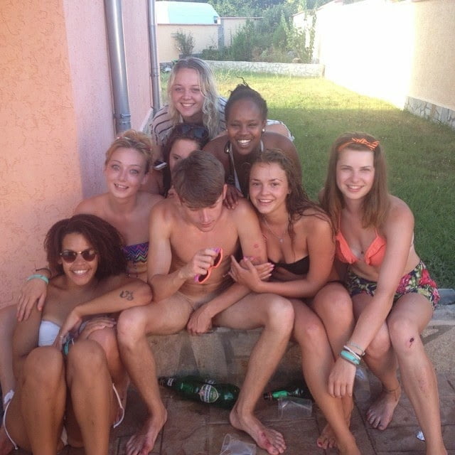 Random CFNM - 6-23-20 #92933759