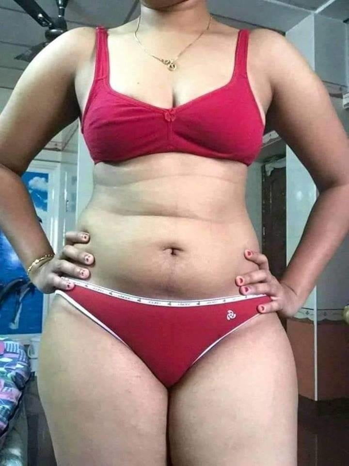 Desi nri aunty & bhabhi haarige Muschi panty doggy
 #81142949
