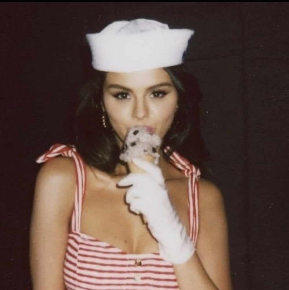 Selena Gomez hot #99861018
