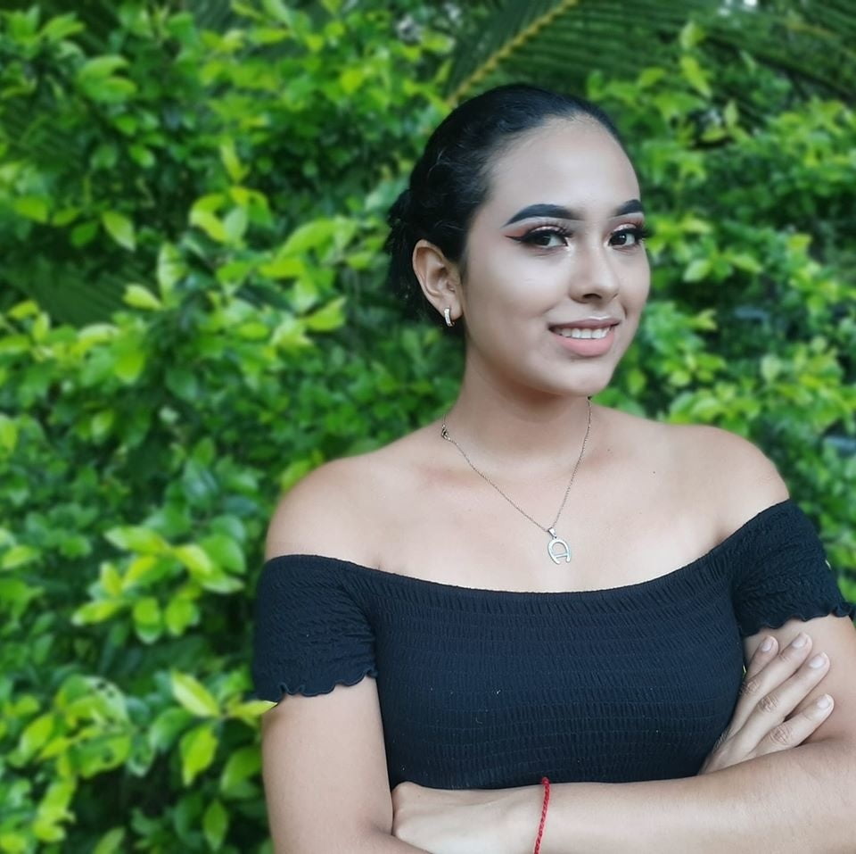 Esme gr.a.jales
 #90230038