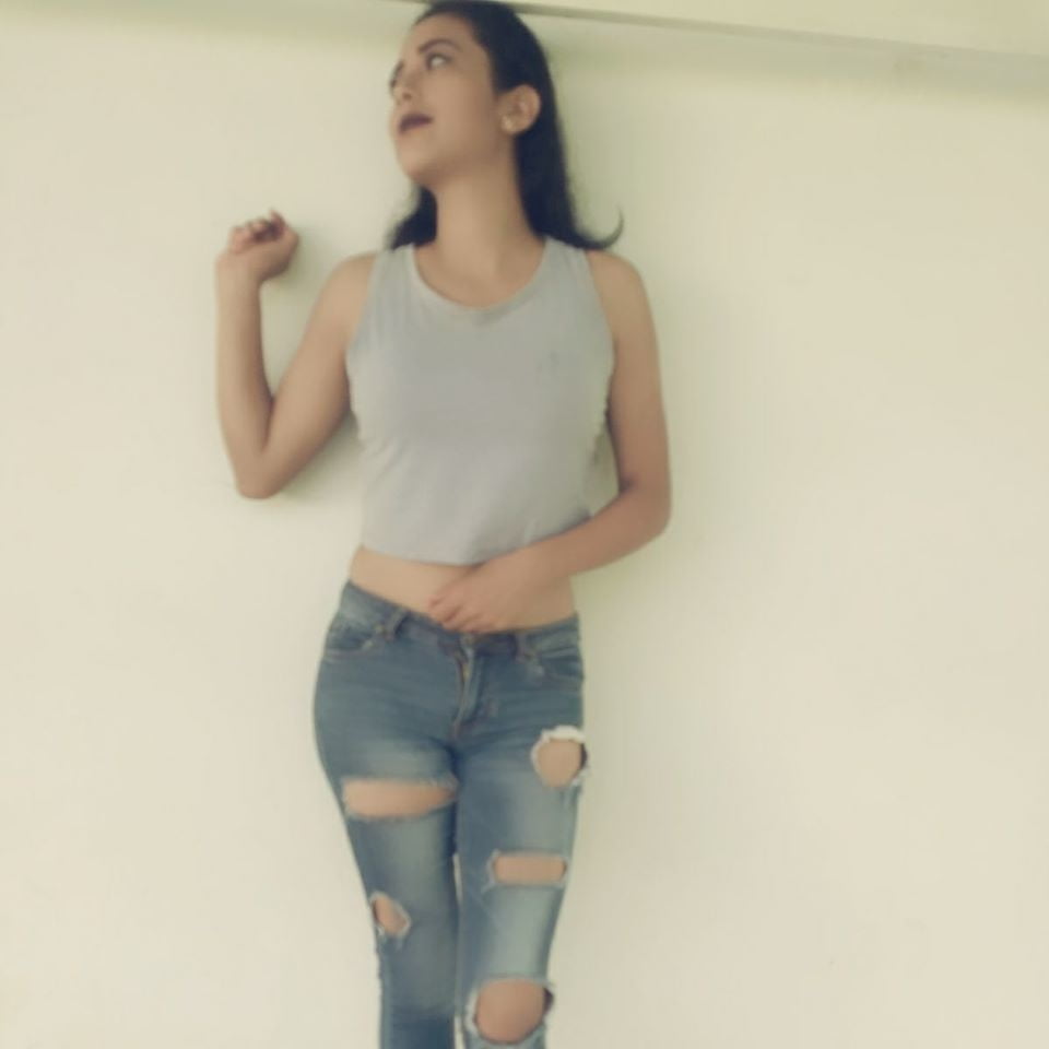 Esme gr.a.jales
 #90230073