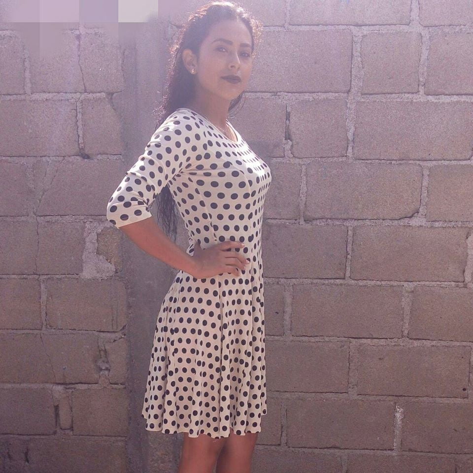 Esme gr.a.jales
 #90230078