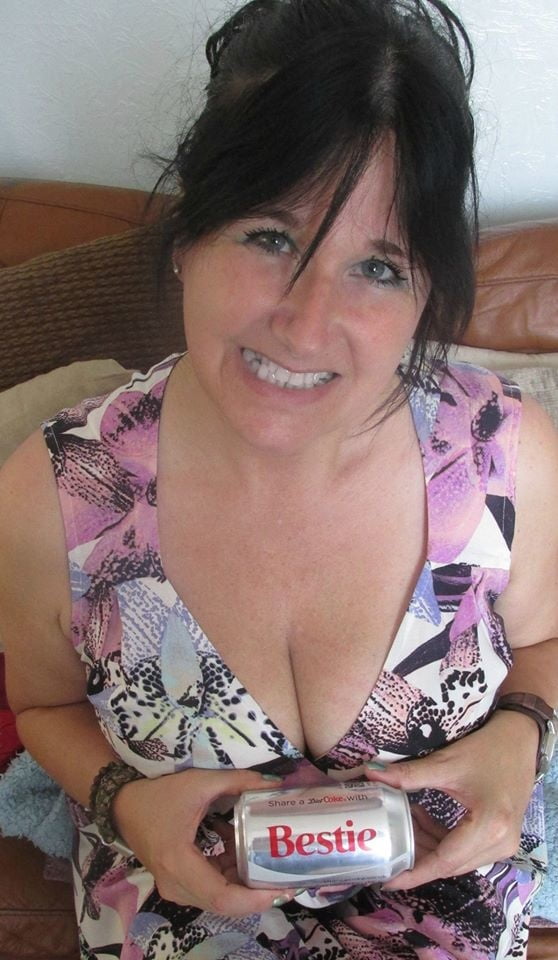 Random hotness #79711694