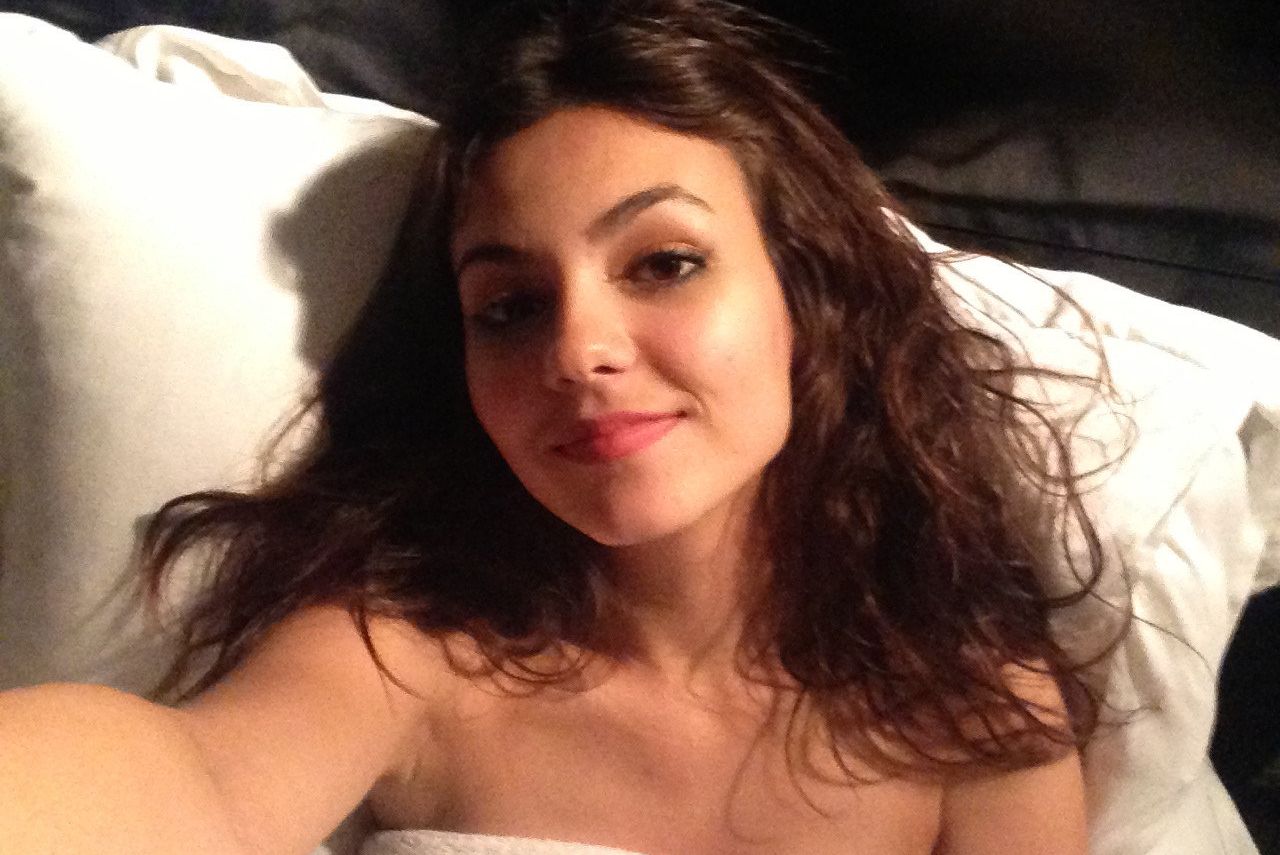 Victoria Justice nude #107801098
