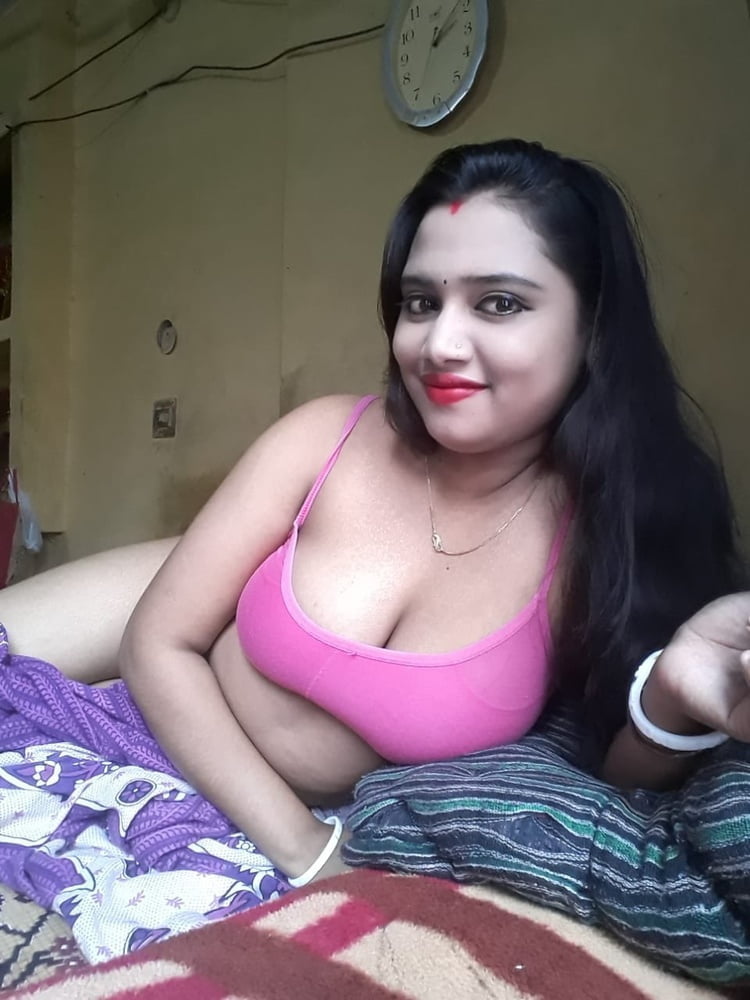 Beautiful Indian Desi Bhabhi #102411388