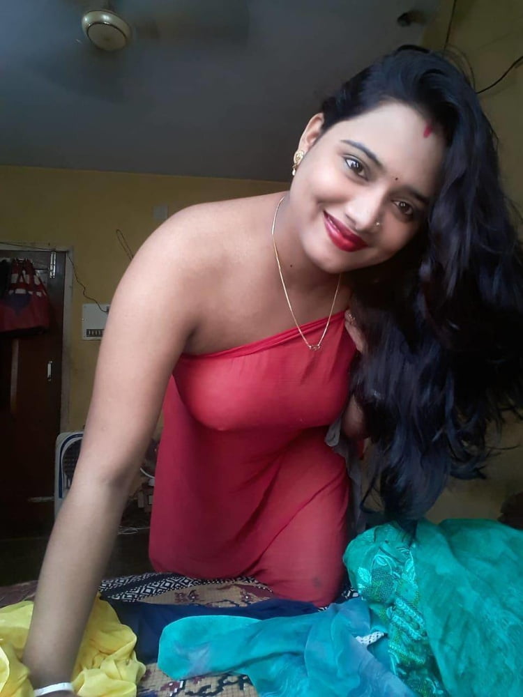 Beautiful Indian Desi Bhabhi #102411409