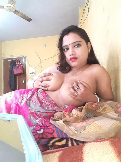 Beautiful Indian Desi Bhabhi #102411421