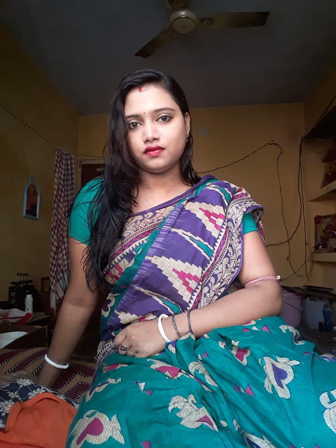 Beautiful Indian Desi Bhabhi #102411448