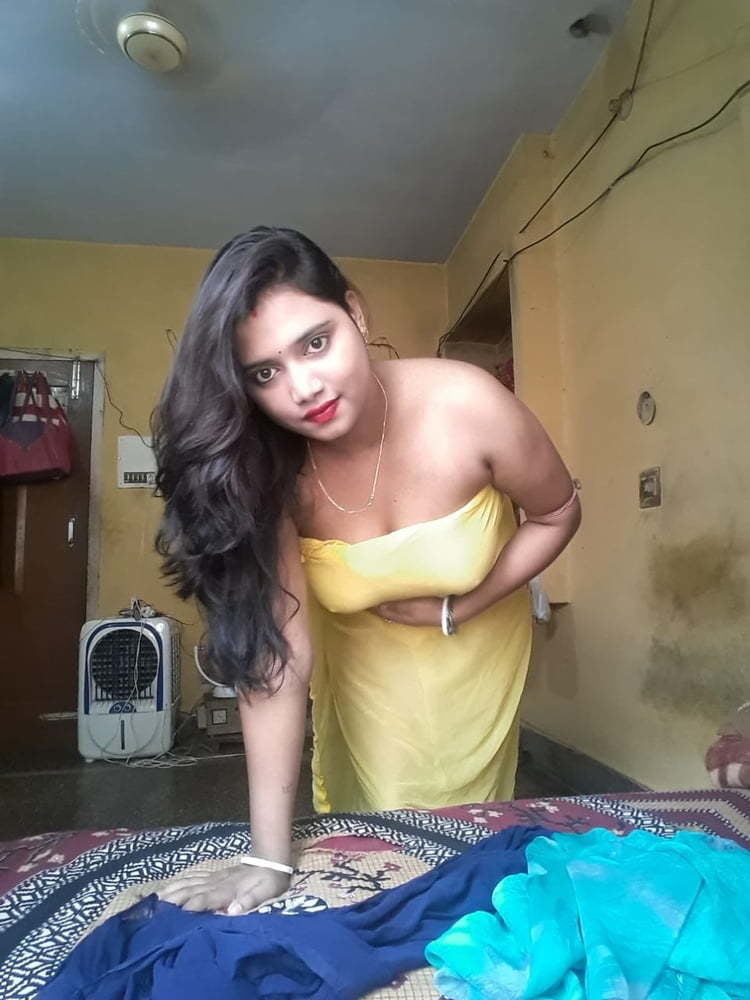 Beautiful Indian Desi Bhabhi #102411451