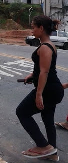 Morena Gostosa de Preto #91526697