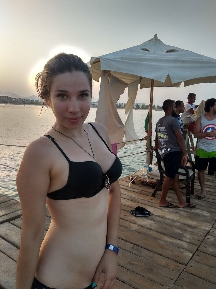 Nadiya caliente 24
 #100945428