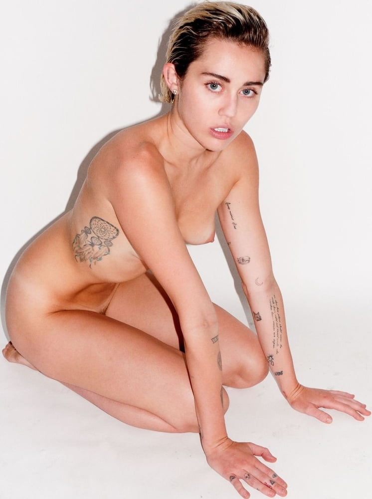 Miley cyrus
 #90494652