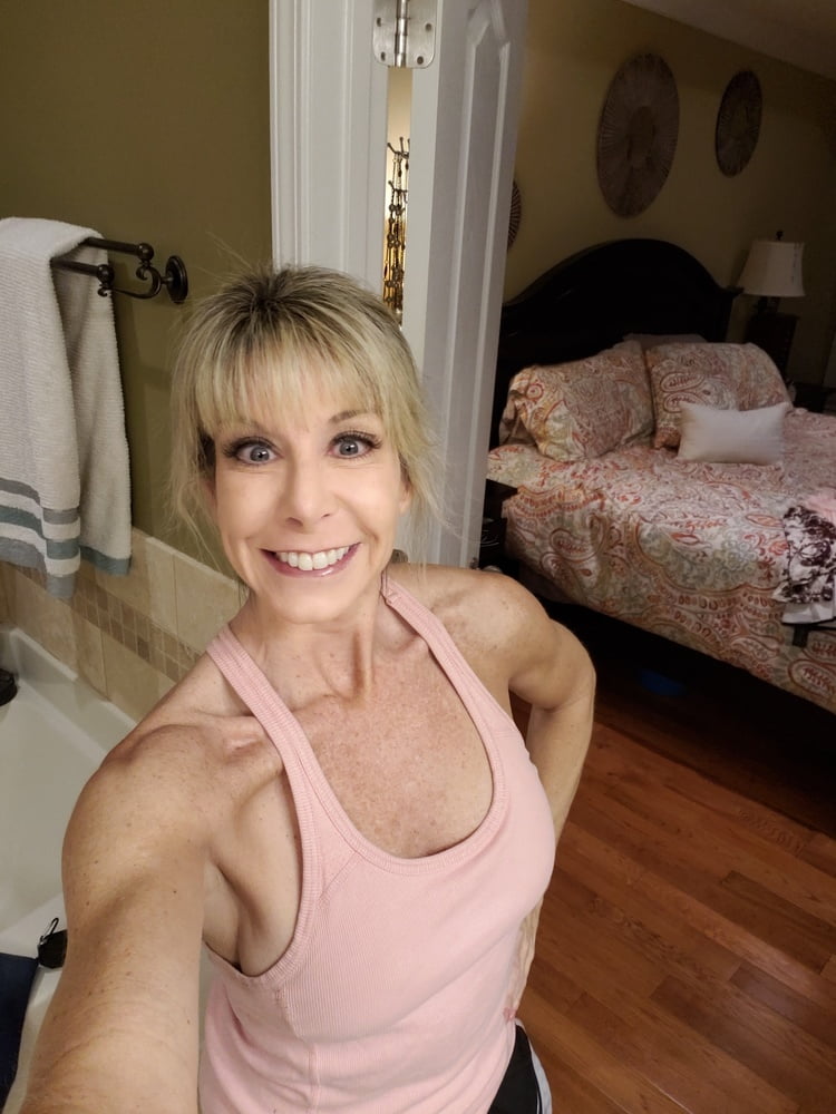 Milf píxeles de Internet
 #103959169