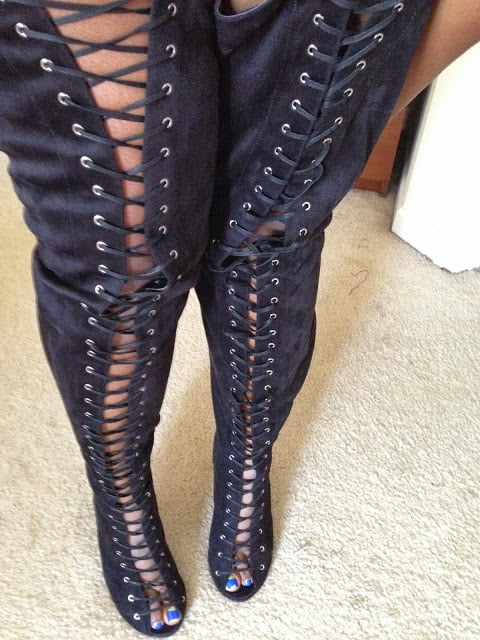 Ladys, die ihre Stiefel lieben
 #100193627