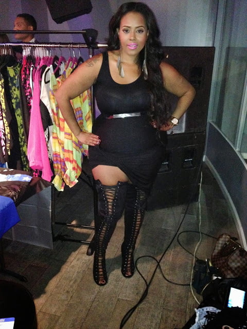 Ladys, die ihre Stiefel lieben
 #100193628