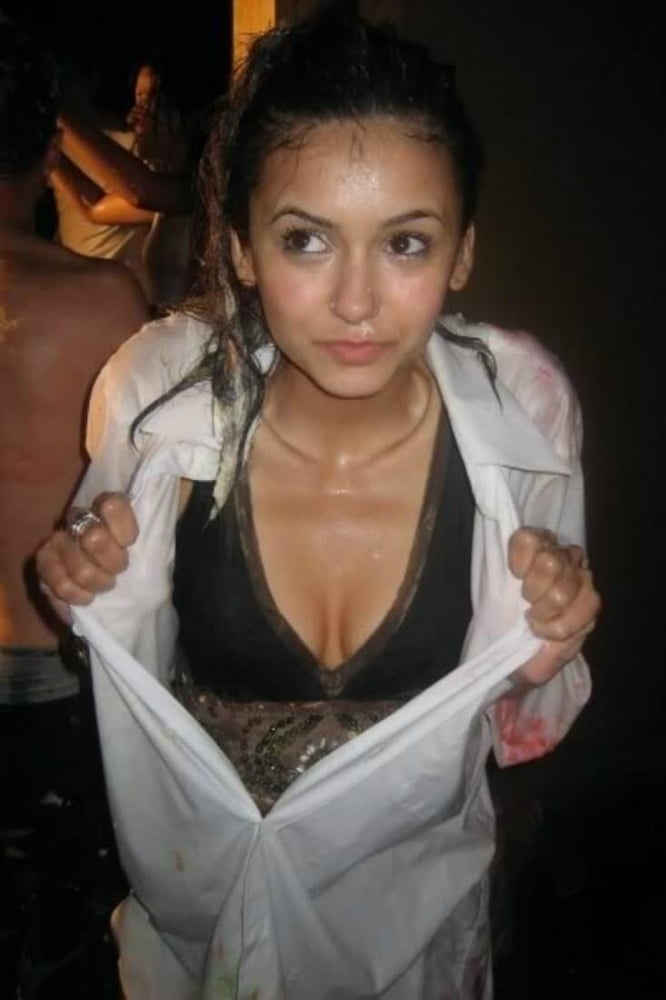 Nina dobrev ist ein süßer Fratz
 #89511491