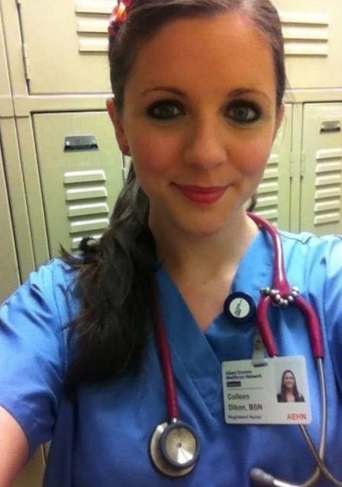 Sexy infermiera calda dottore o paziente nel mio ospedale
 #95377128