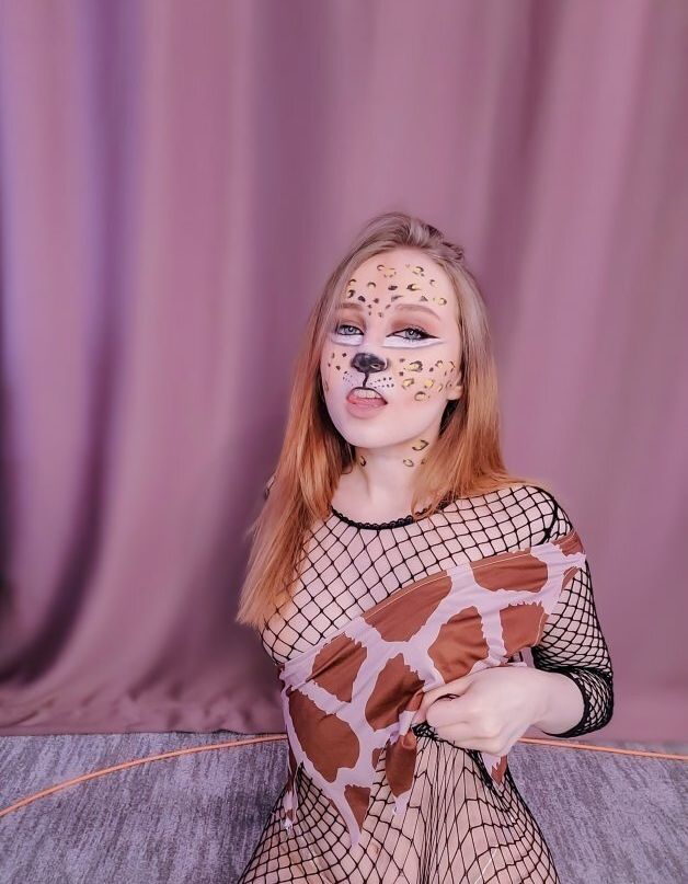 Anaminne nude #108578142