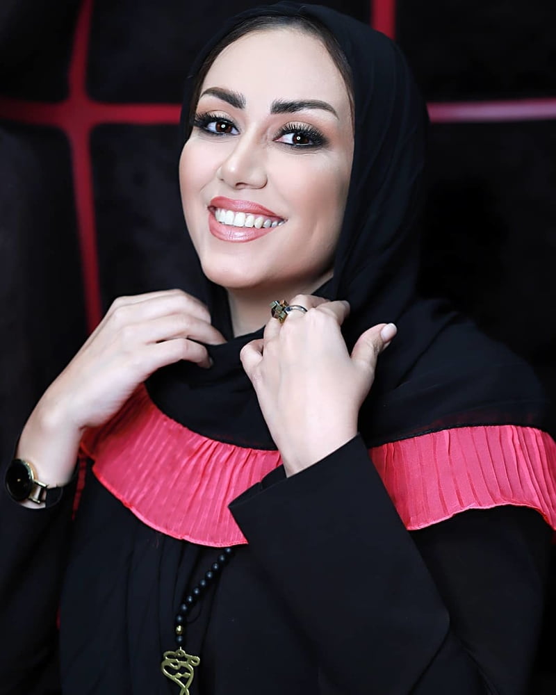 Maryam vatan pour
 #87676857
