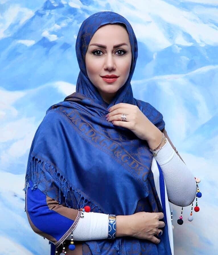 Maryam vatan pour
 #87676869